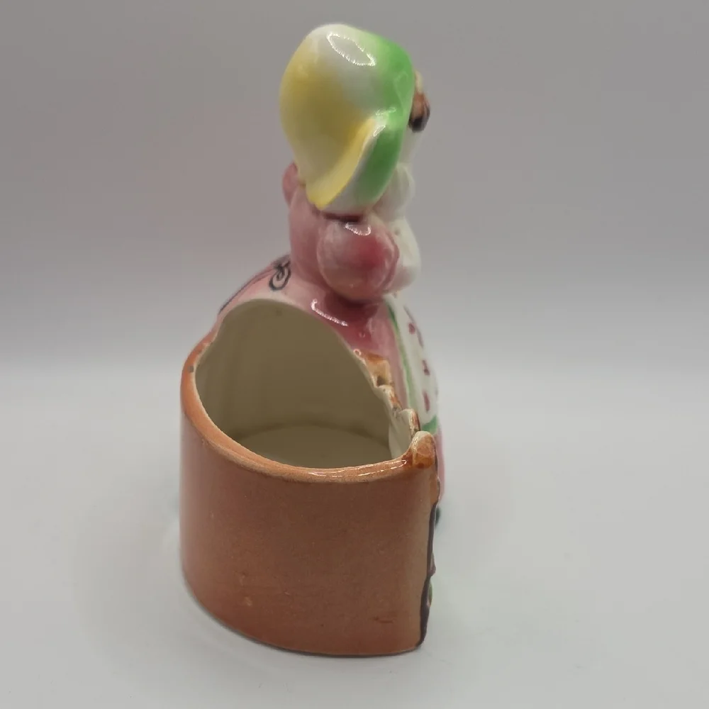 Vintage Ceramic Dutch Girl Planter - Pink and Green. Hand Painted Japan - Picture 2 of 7